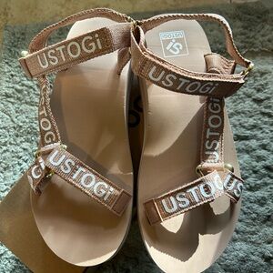 USTOGI Rose Gold Sandals